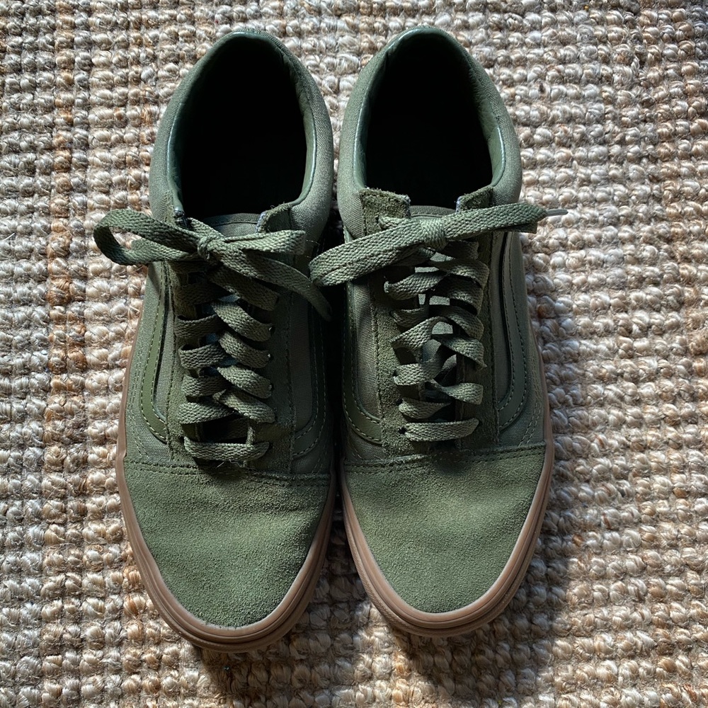 Orig. VANS Old Skool Green with Gum Sole 8.5